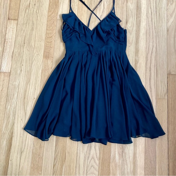 Guess Julia Black Chiffon Ruffled Top Mini Holiday Party Dress  size 4 - Picture 5 of 8